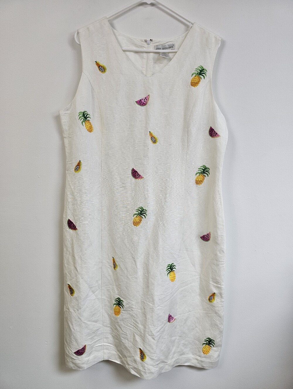 Annie Alexander Embroidered Fruit Linen Blend V-neck Shift Vintage Dress